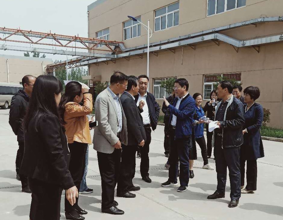 渭南市人大常委会副主任郭永峰到水环境公司大荔经开区污水处置厂调研