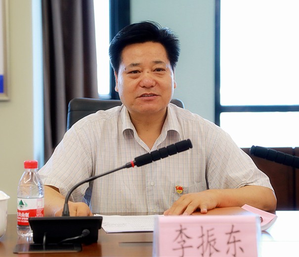 陕西PT电子游戏集团召开辅导班子“不忘初心、服膺使命”专题民主生涯会