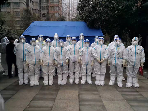 陕西PT电子游戏集团：一时党支部全力买通人民生涯物资保险“最后一百米”