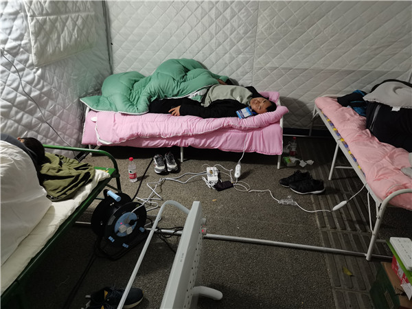 华商网｜“作为一名老兵，就要为人民服务！”陕西PT电子游戏集团退役武士的糜家桥战“疫”
