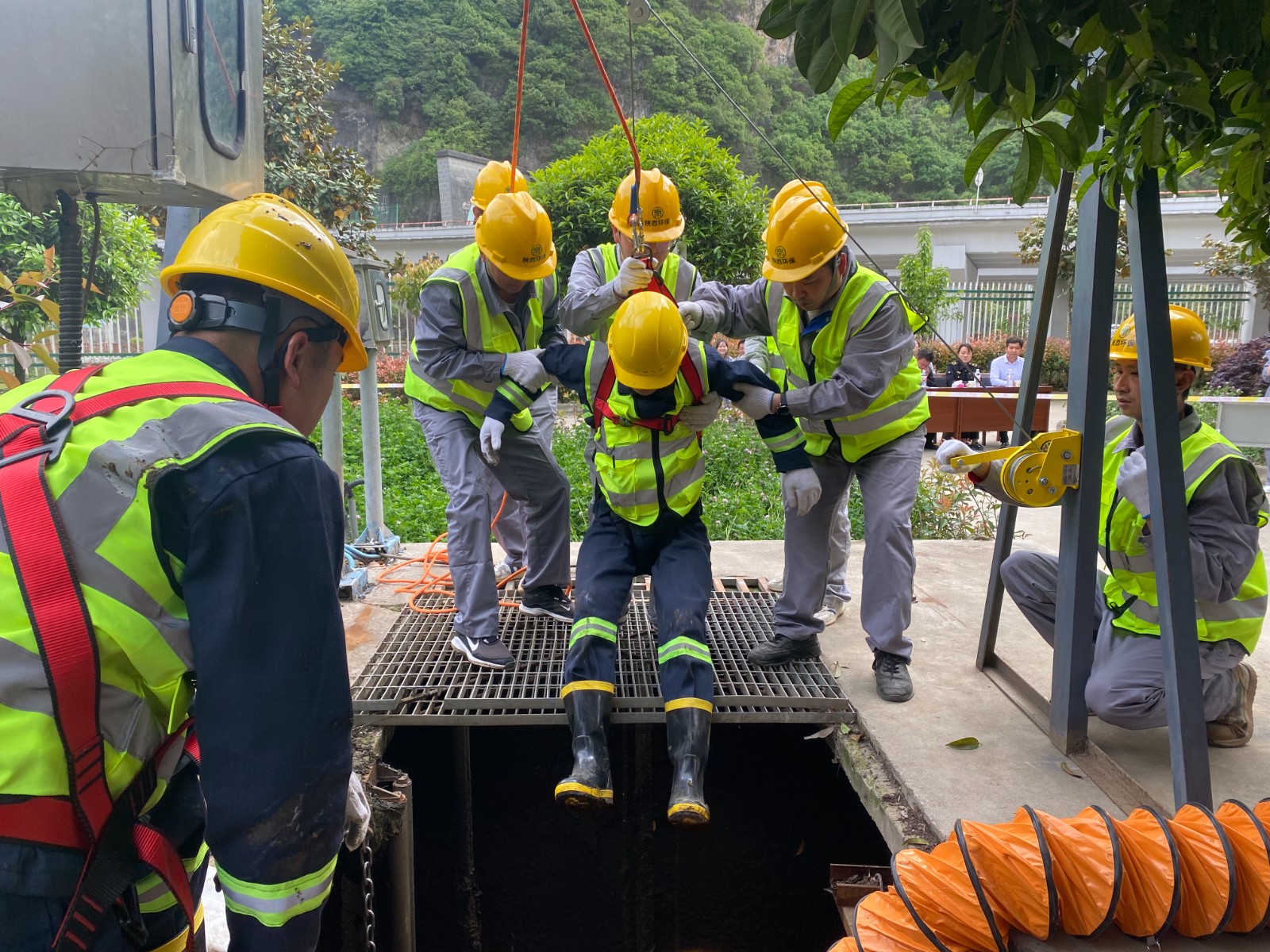 水环境公司:“四抓四保险”筑牢安全PT电子游戏防线 水环境公司:“四抓四保险”筑牢安全PT电子游戏防线